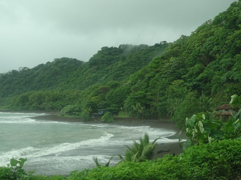 cambutal-beach-playa-panama