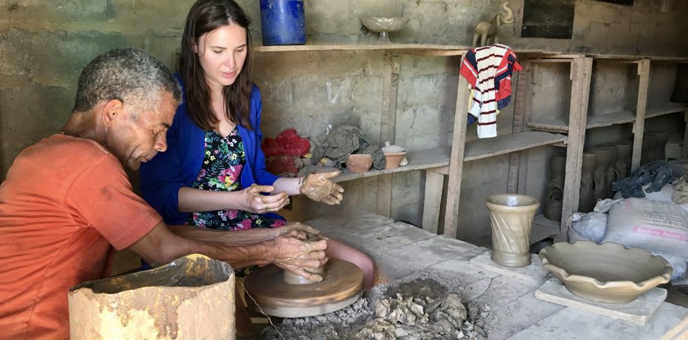 pottery-making-class-la-arena-chitre-clase-de-ceramica